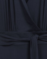 Jerseykankainen kietaisumekko