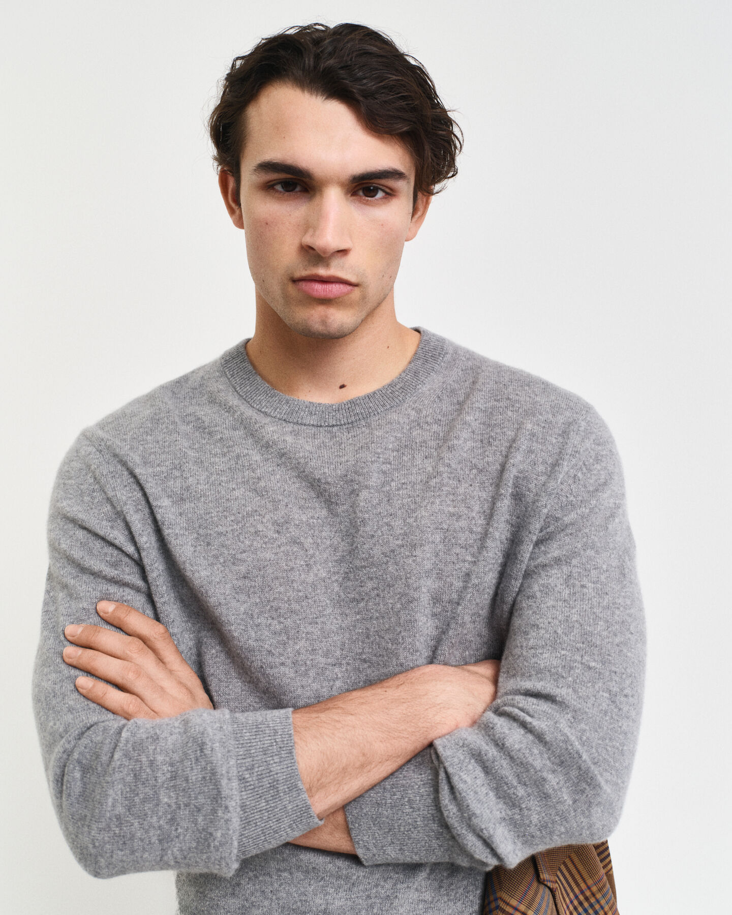 Ka&scaron;mirvillainen neulepusero, py&ouml;re&auml; p&auml;&auml;ntie