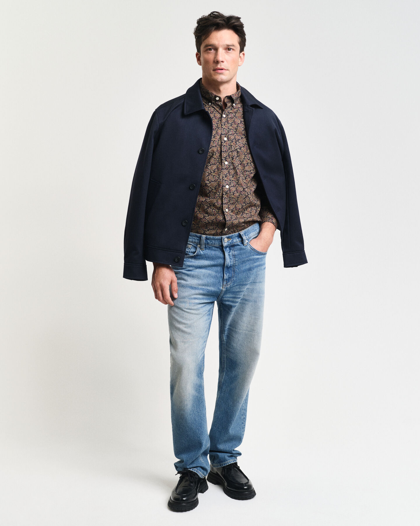 Regular fit ‑mitoitettu paisley-printtipaita