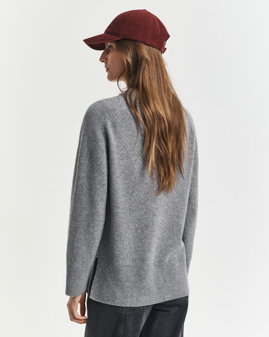 Pehmeä villa-kašmirsekoitteinen neulepusero, pyöreä pääntie