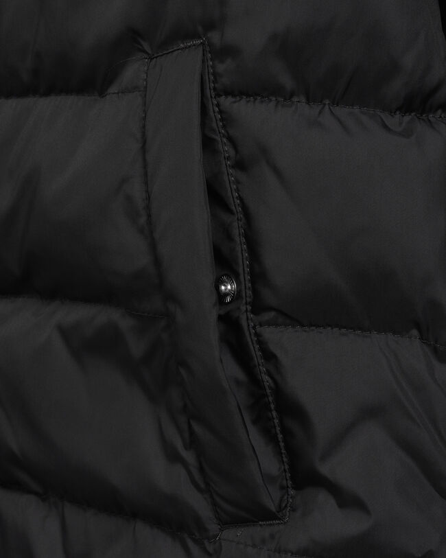 Teens-malliston kevyttoppatakki