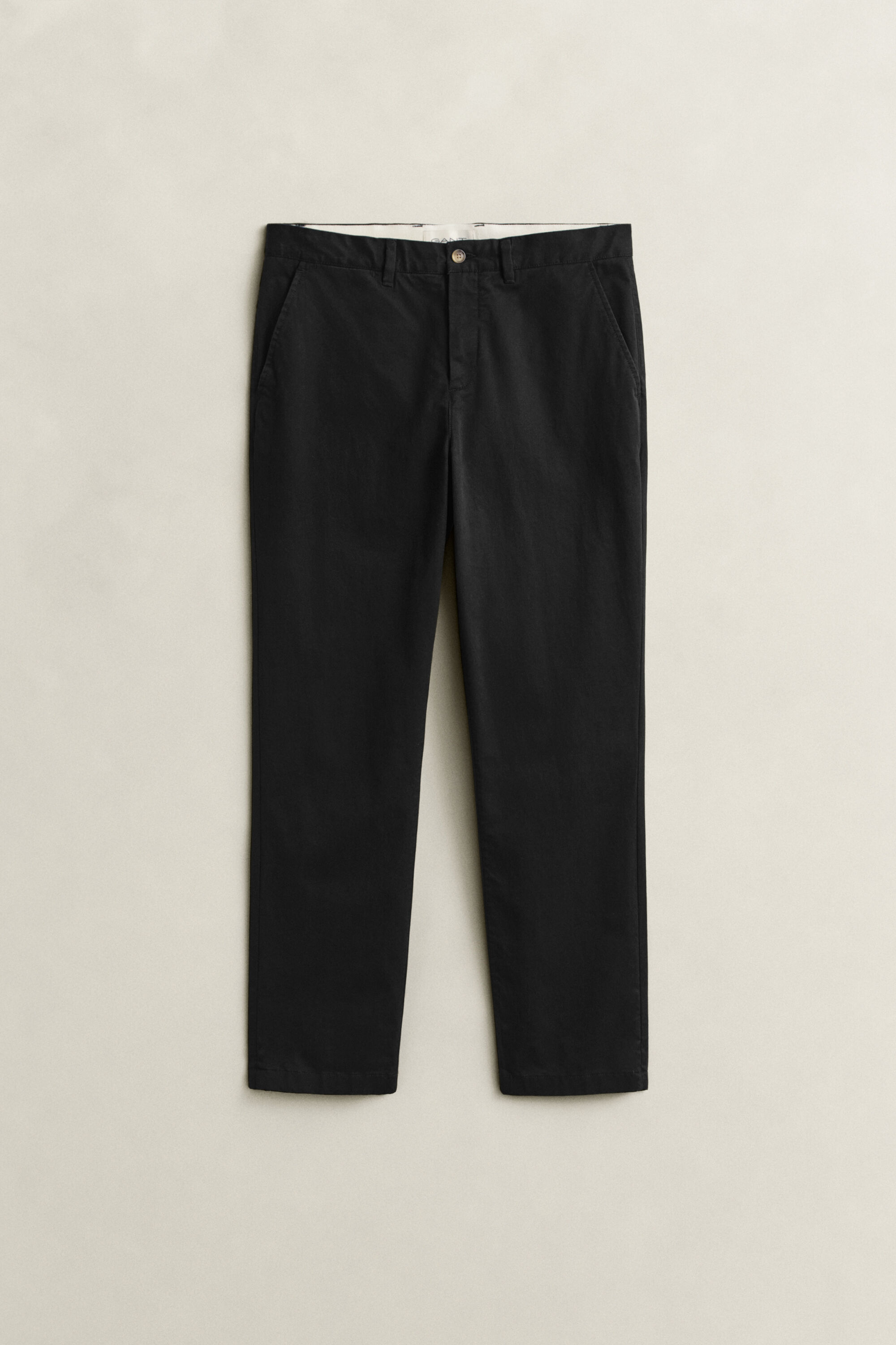 Regular fit ‑mitoitetut klassiset chinot