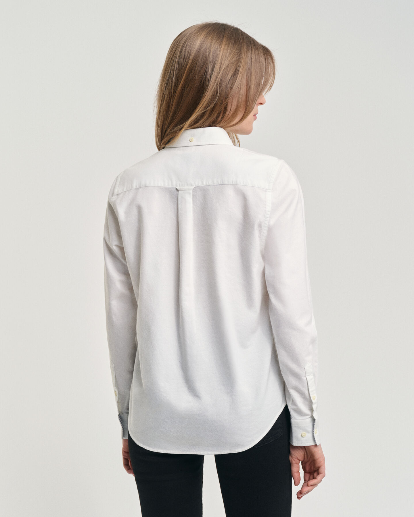 Regular&nbsp;fit ‑mitoitettu Seasonal Essential-oxford-paita