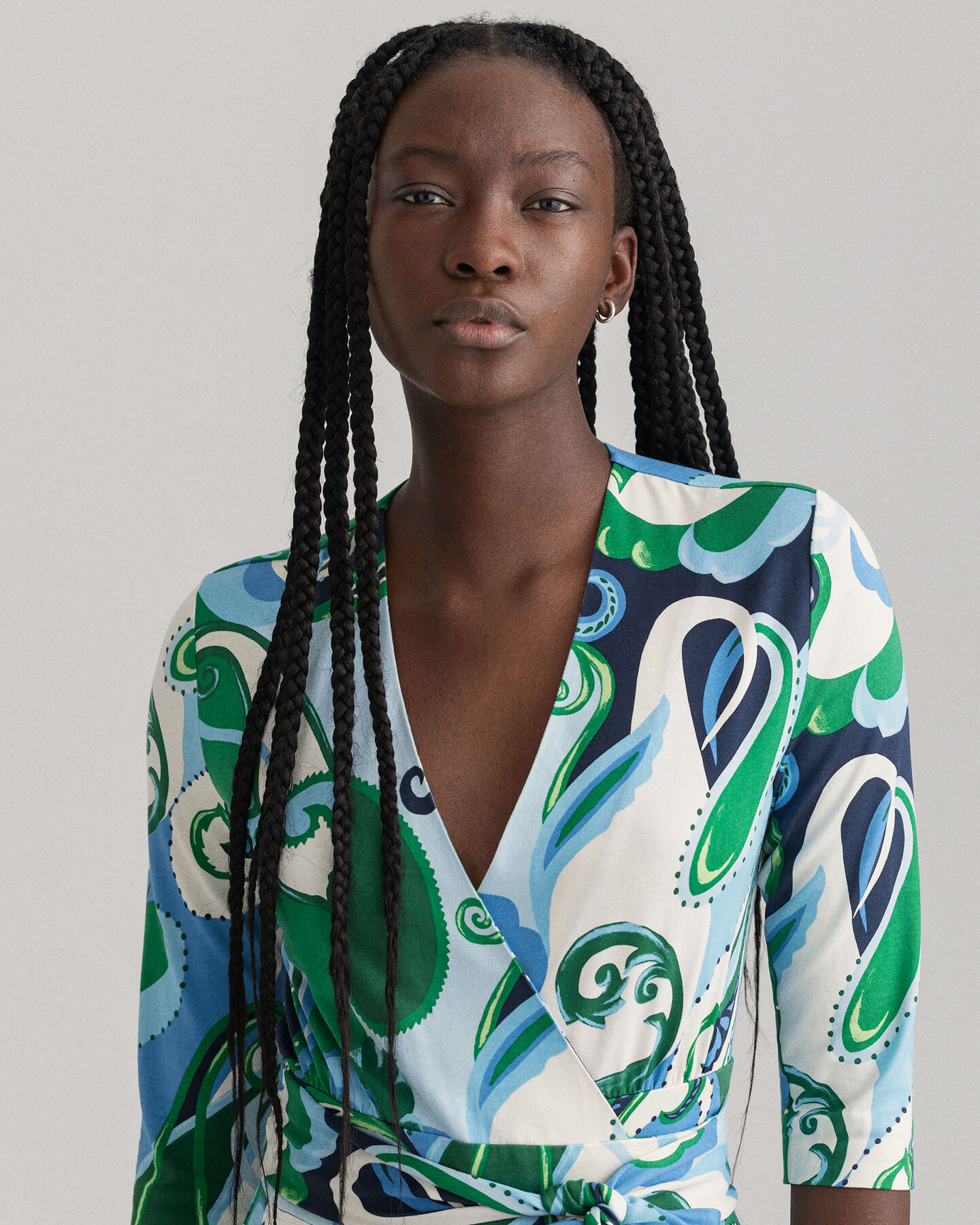 Paisley-kuvioitu shortsihaalari