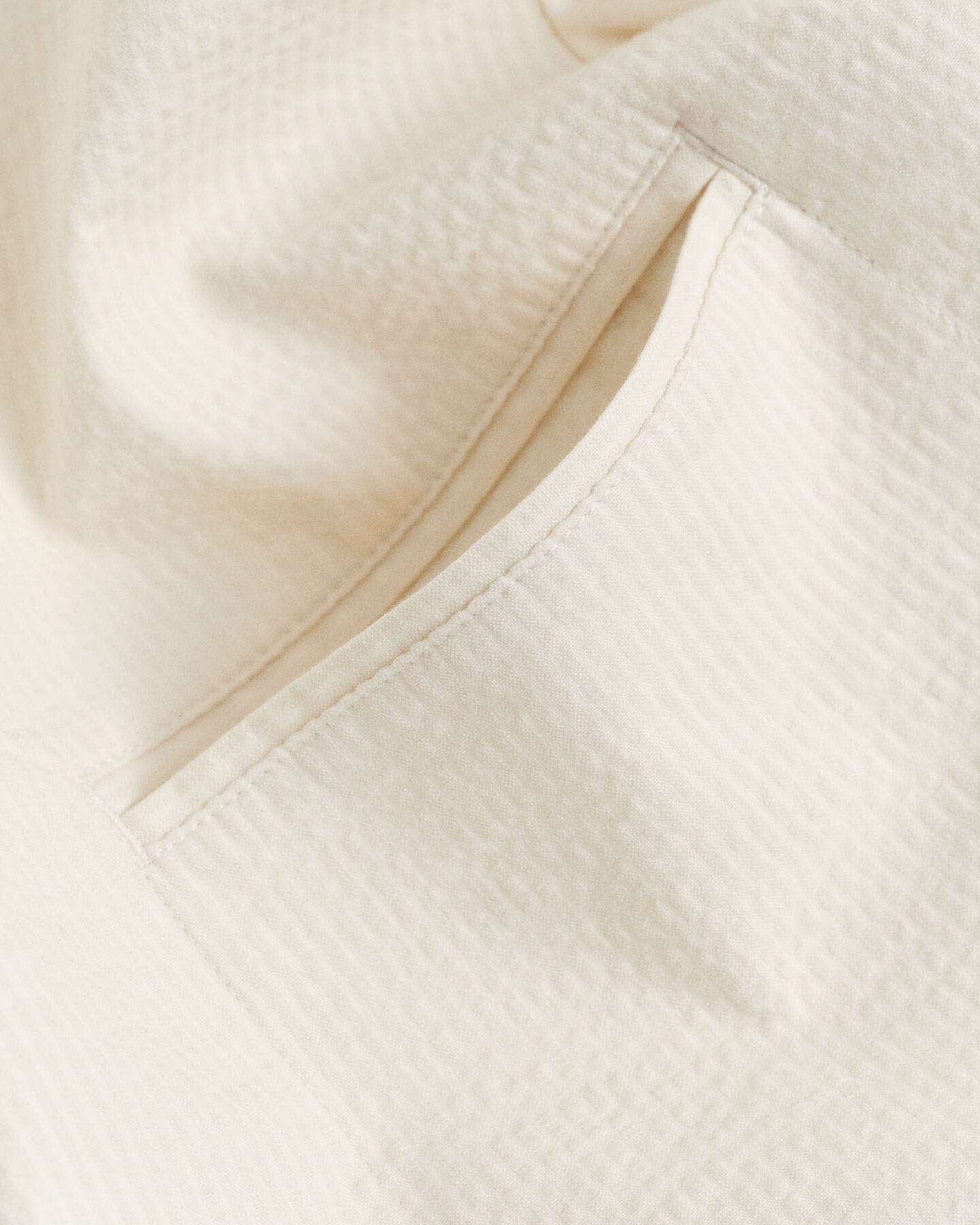 Slim fit ‑mitoitettu seersucker-puvuntakki