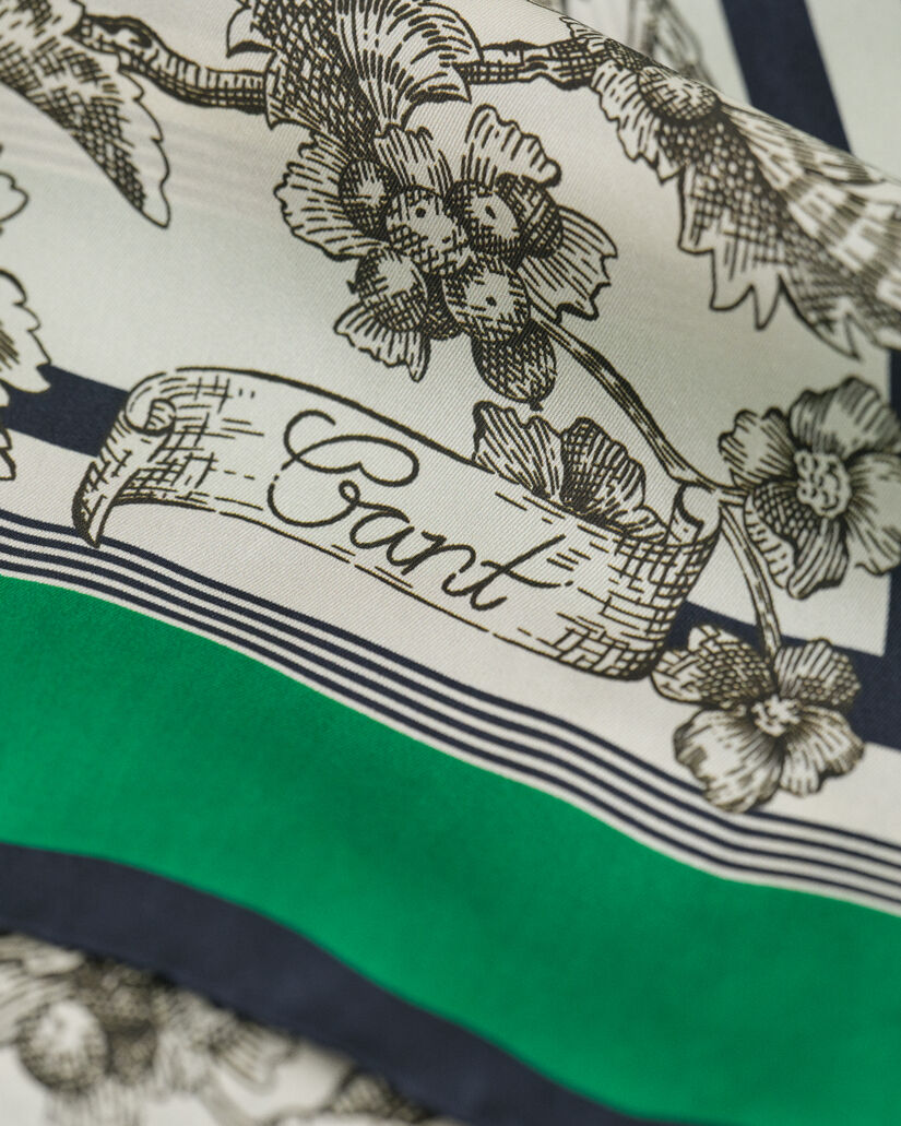 Puukuvioinen silkkihuivi