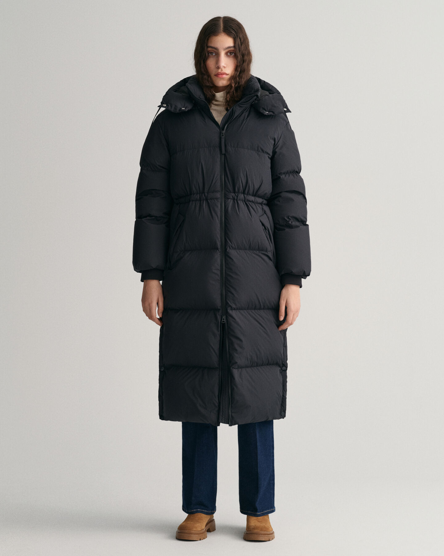 Kokopitkä untuvatakki