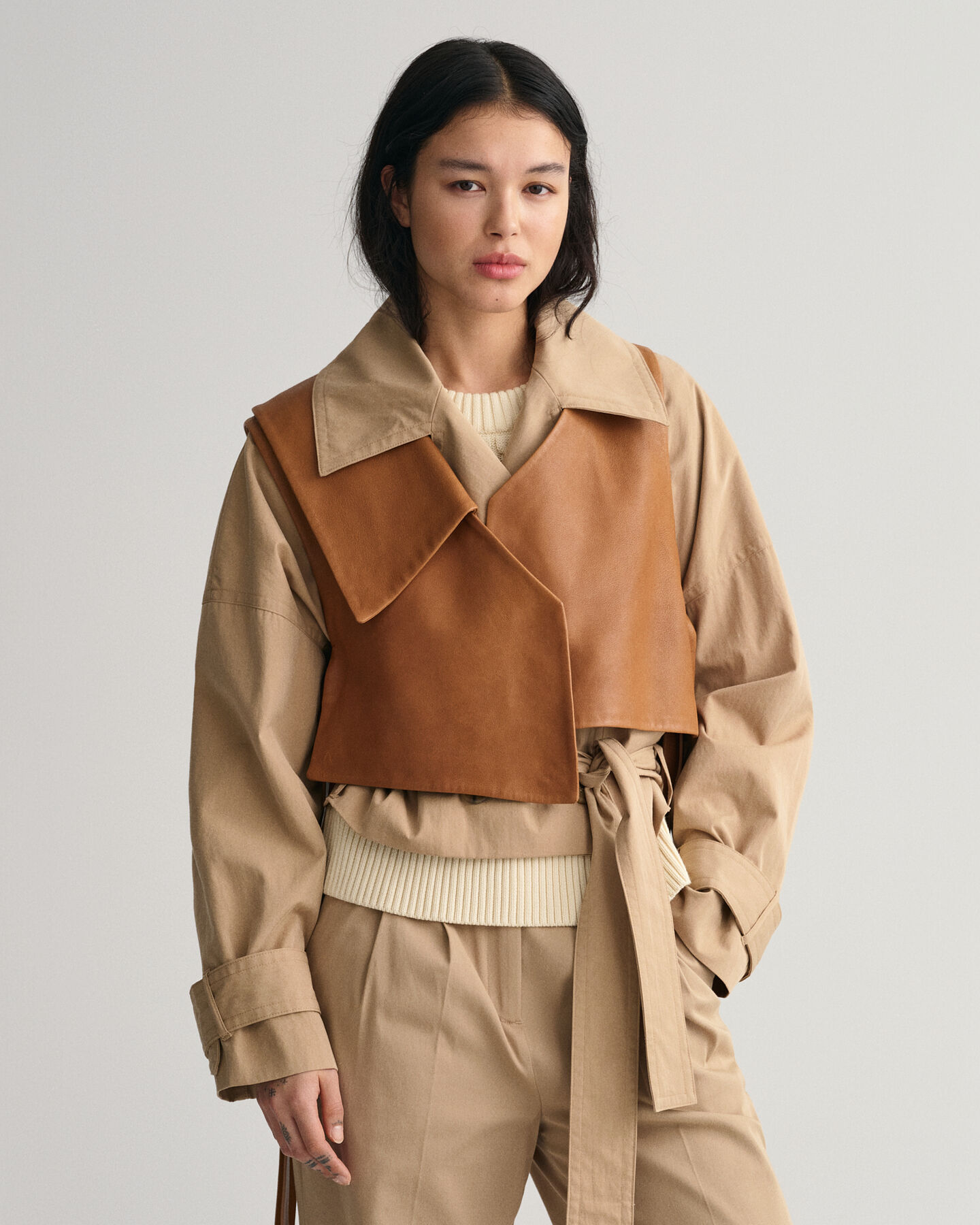 Pelkistetty nahkaliivi