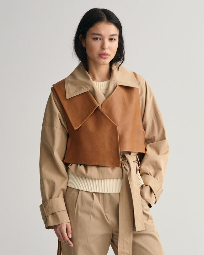 Pelkistetty nahkaliivi