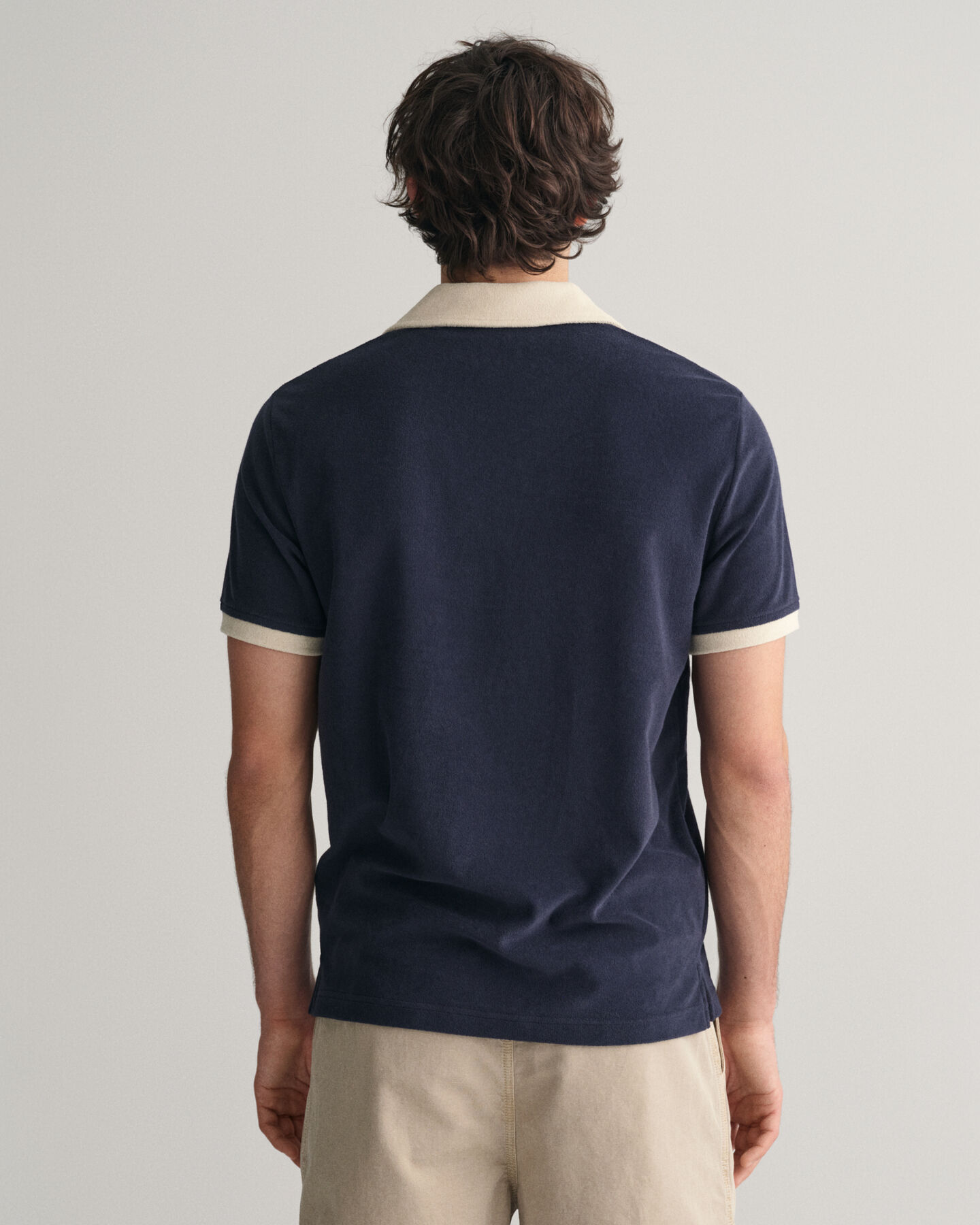 Froteinen Resort-pikeepaita