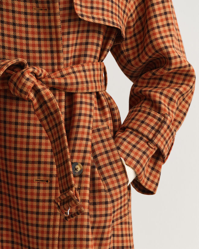 Ruudullinen trenssitakki