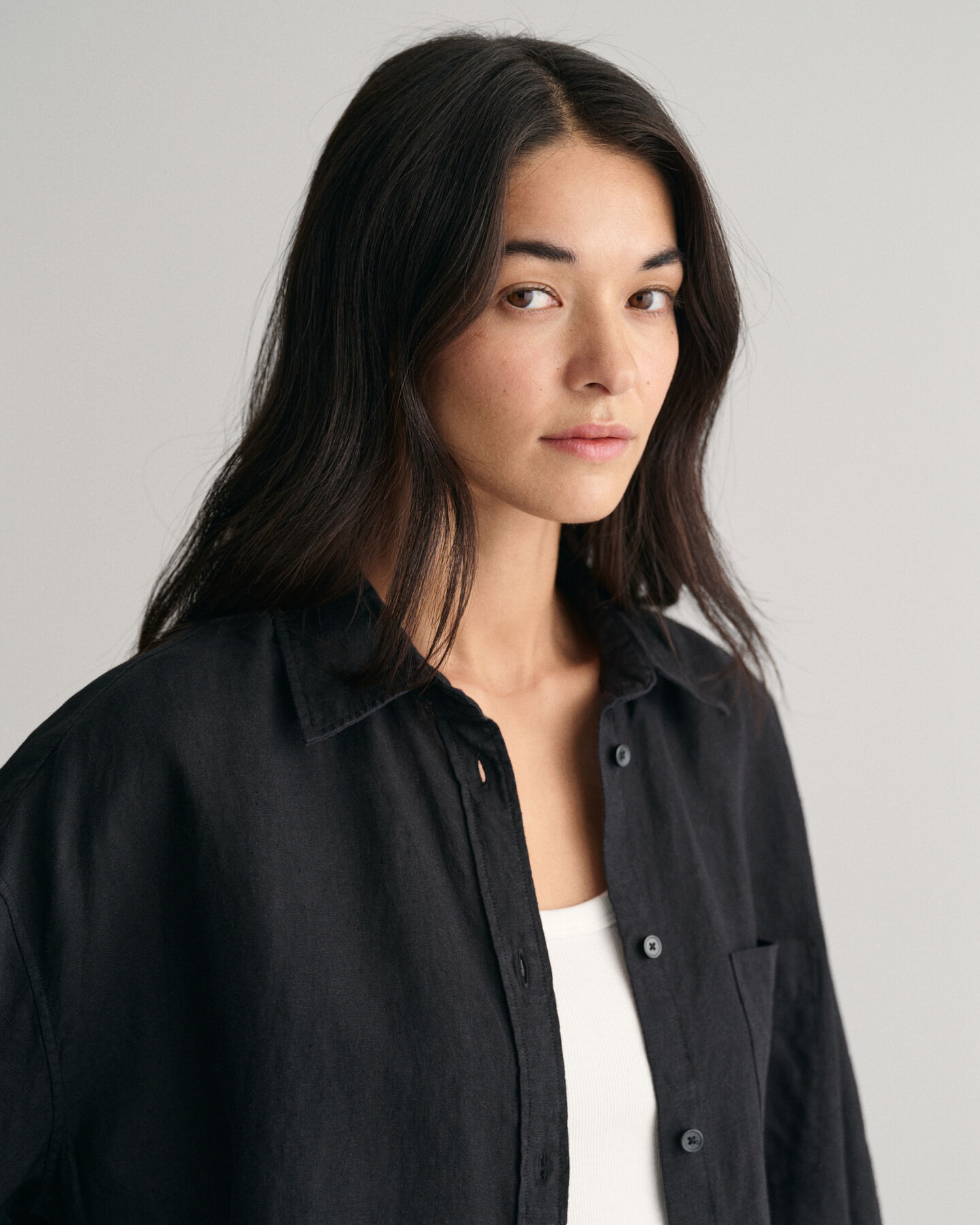 Oversized fit -mitoitettu pellavapaita