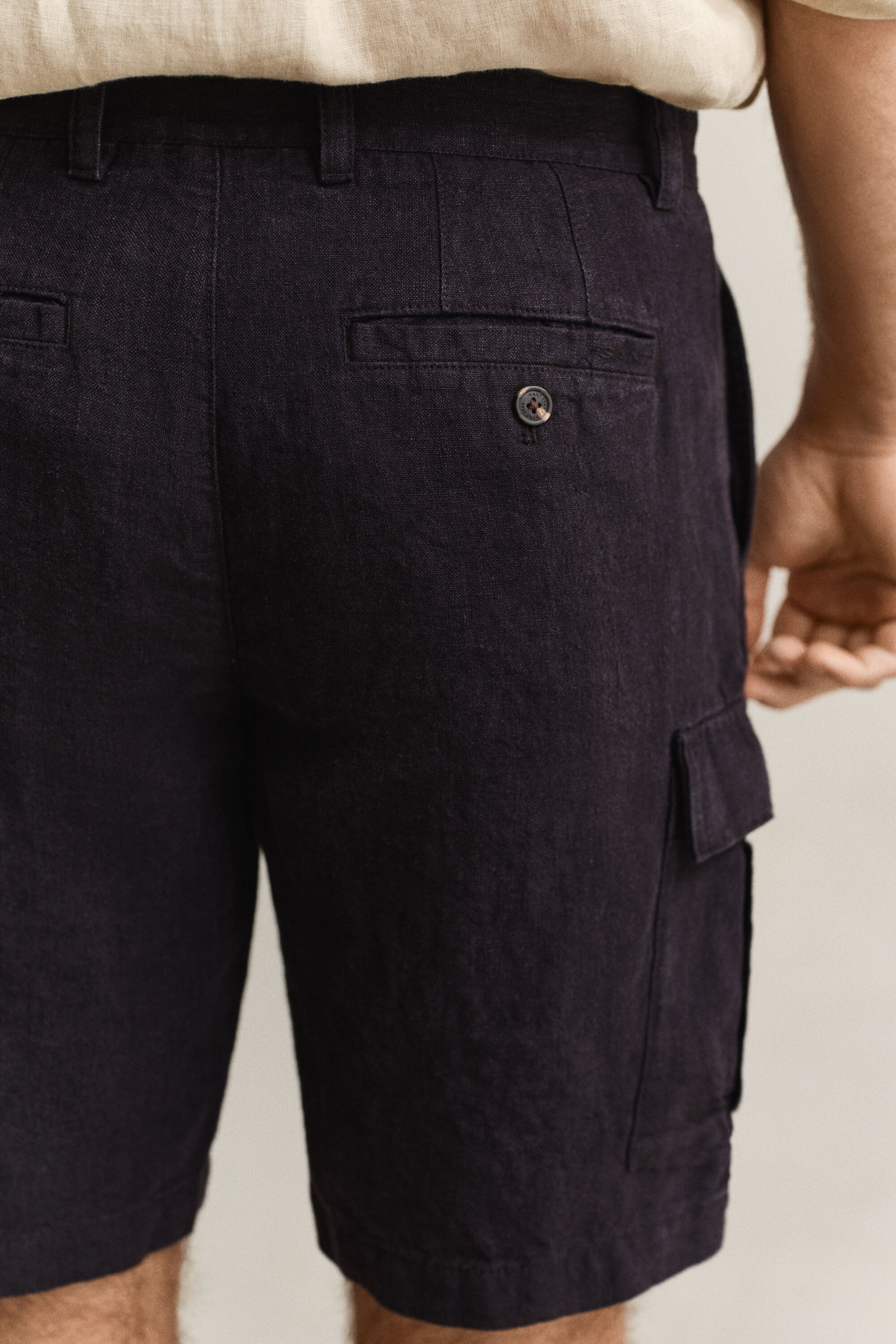 Reisitaskushortsit pellavaa