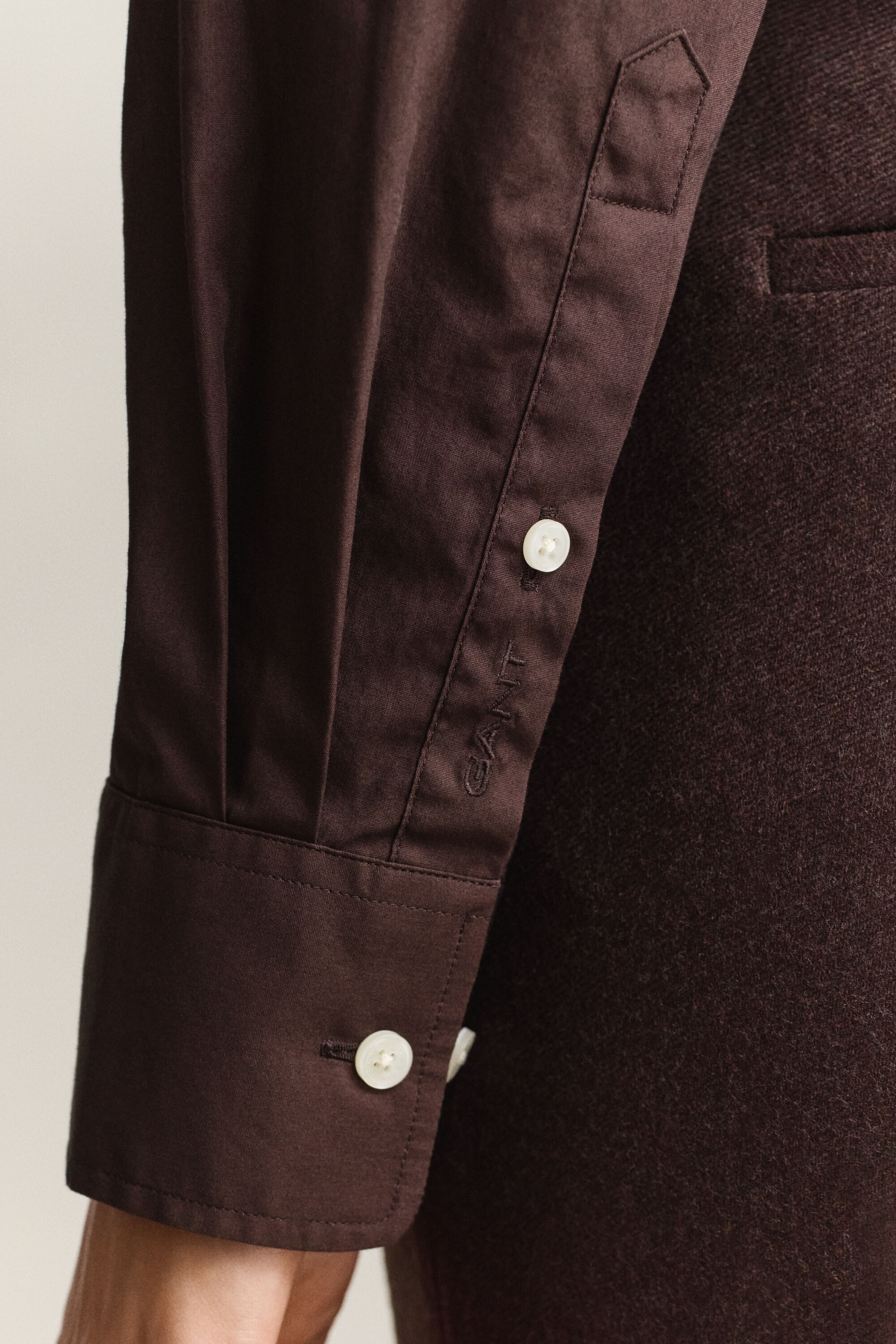 Relaxed fit ‑mitoitettu Classic-popliinipaita