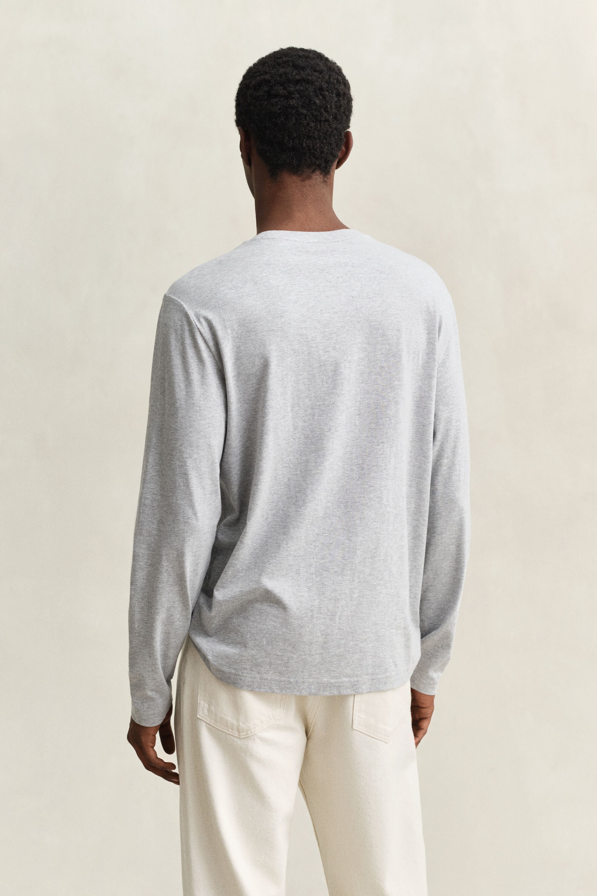 Pitkähihainen Shield-t‑paita