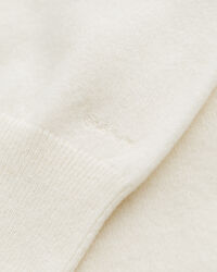 Ohut lampaanvillaneule, pyöreä pääntie