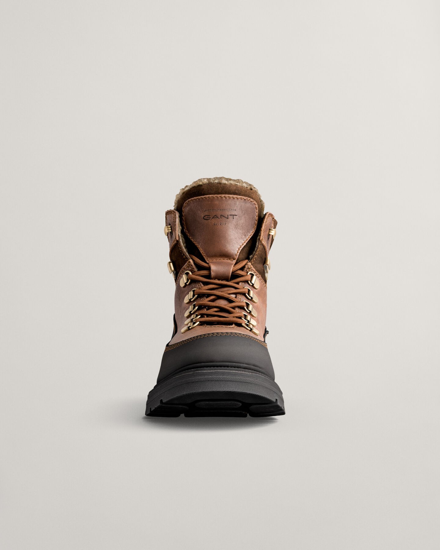 Gretty Mid ‑nilkkurit