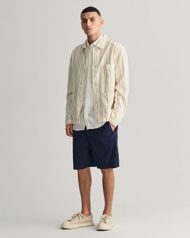 Slim fit ‑mitoitettu pellavapaita