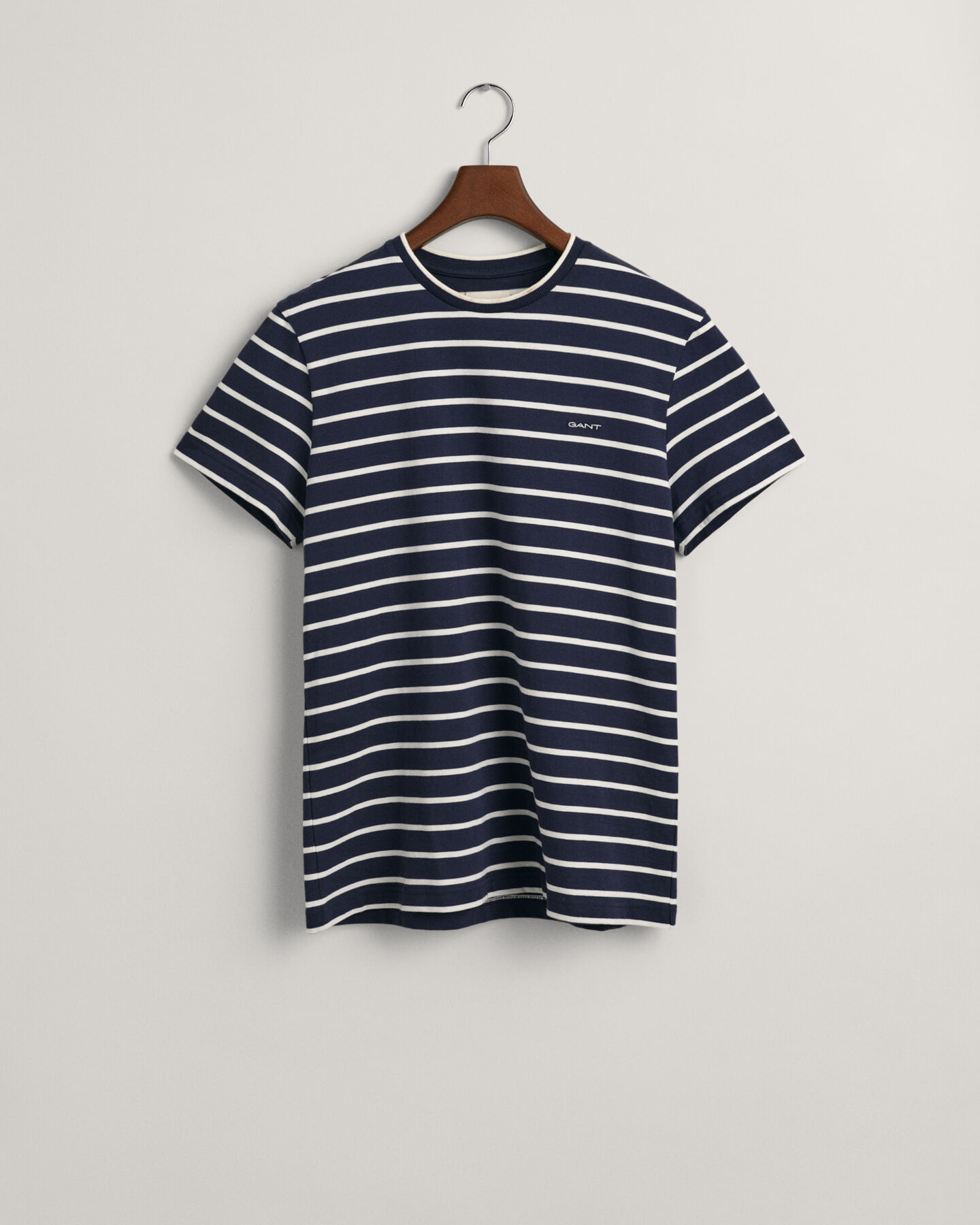 Raidallinen t‑paita