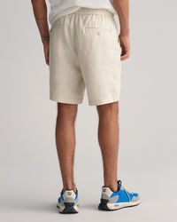 Kiristysnauhalliset pellavashortsit