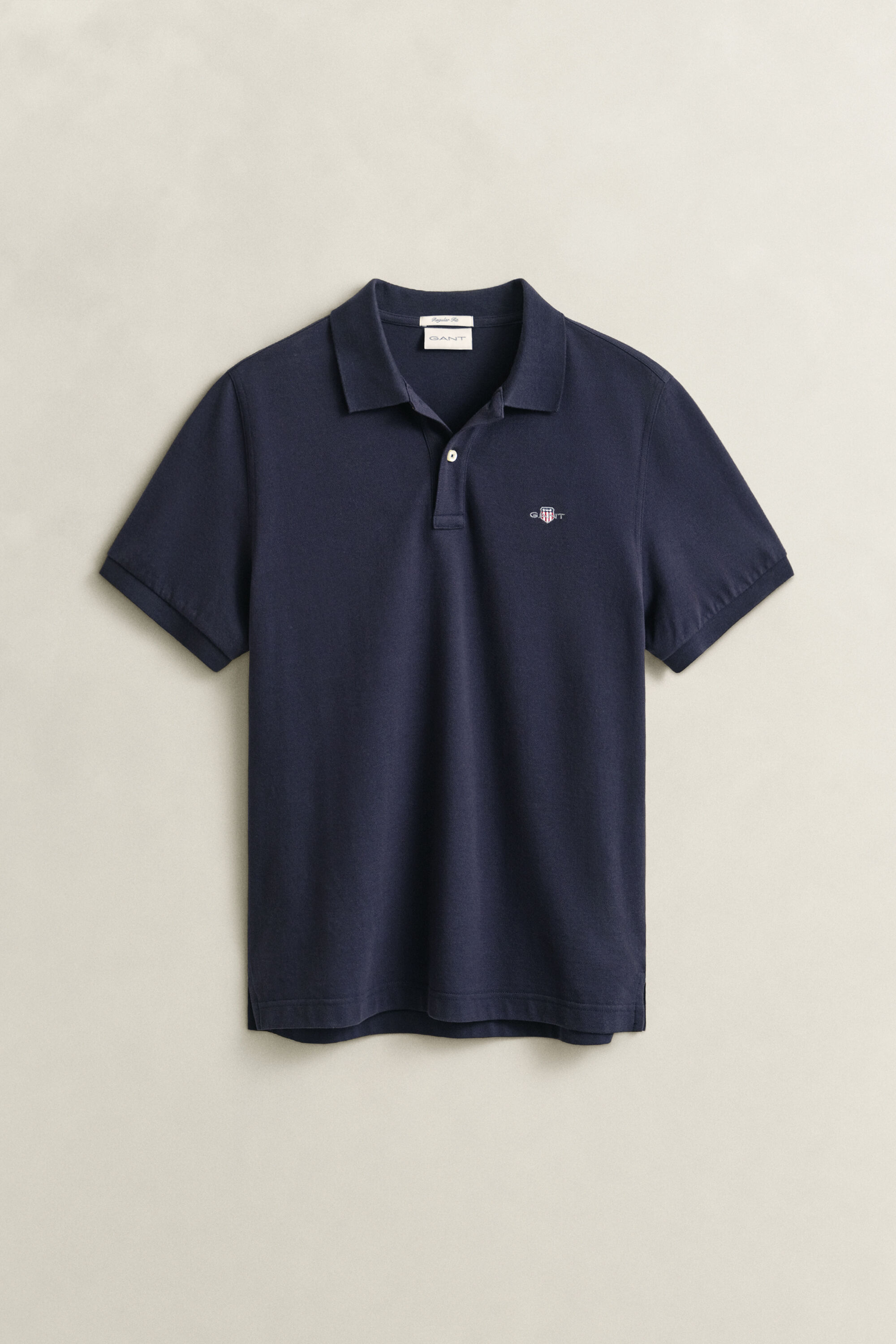 Regular fit ‑mitoitettu pikeepaita