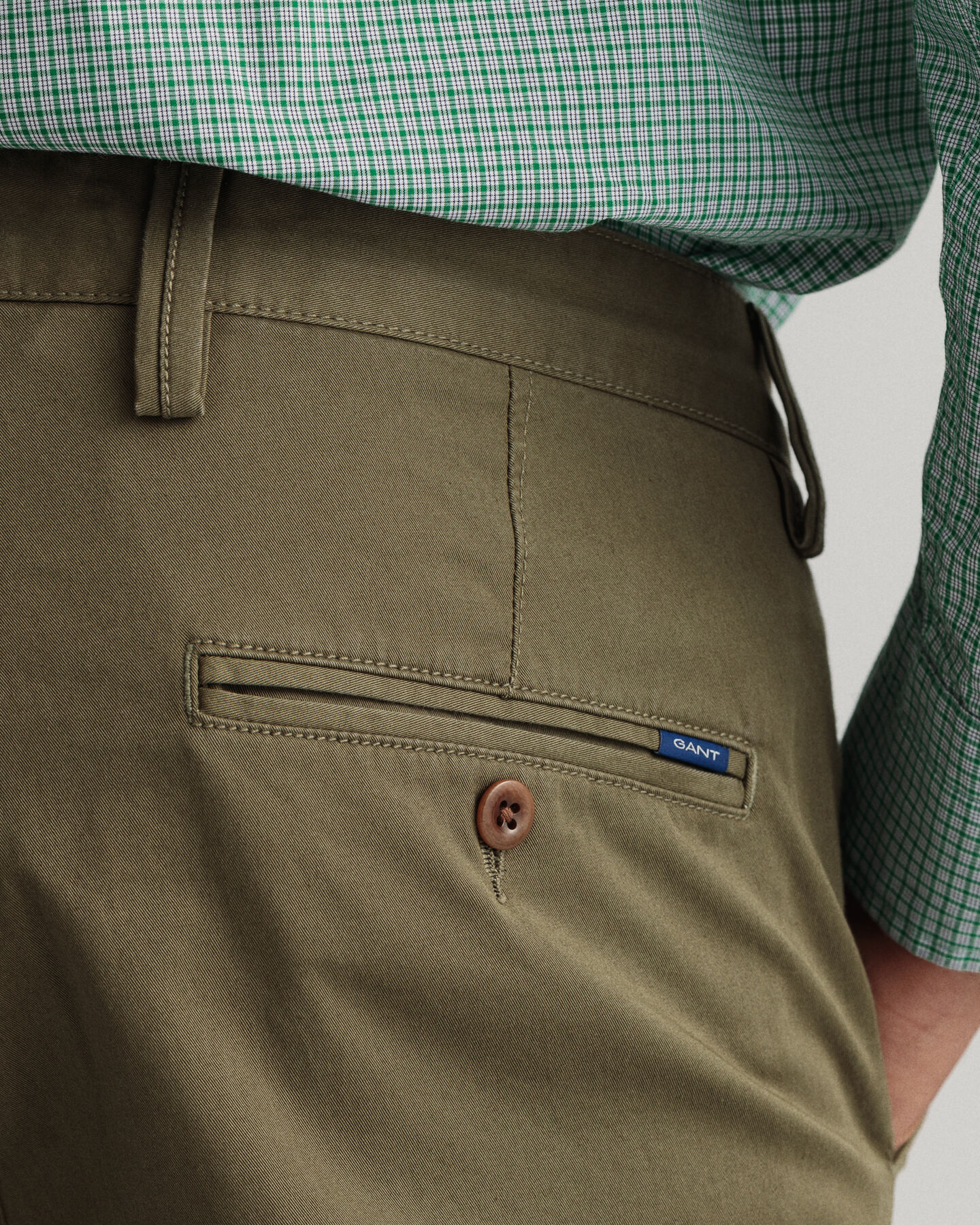 Slim fit ‑mitoitetut Hallden-tvillichinot