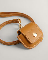 Nahkainen kaulapussi