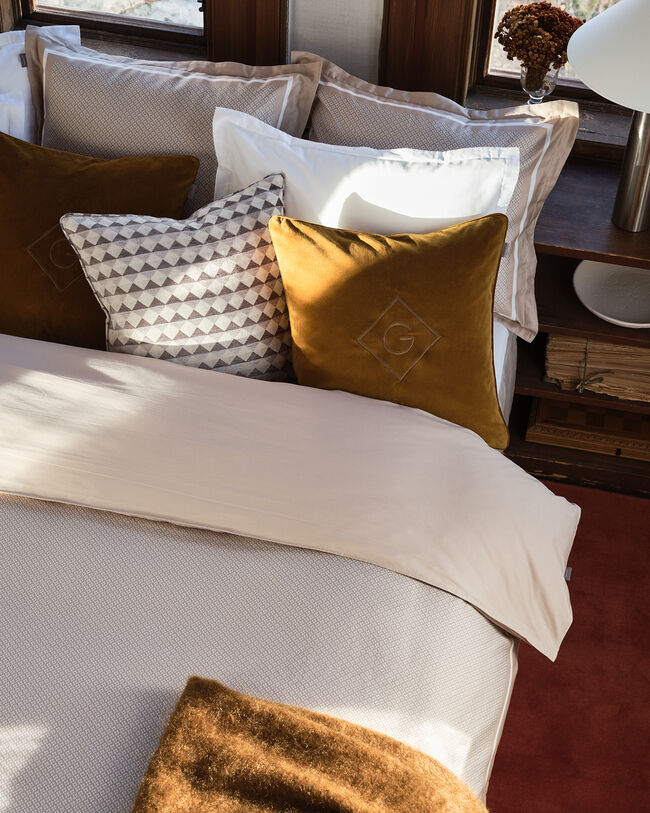 Border Monogram ‑tyynyliina