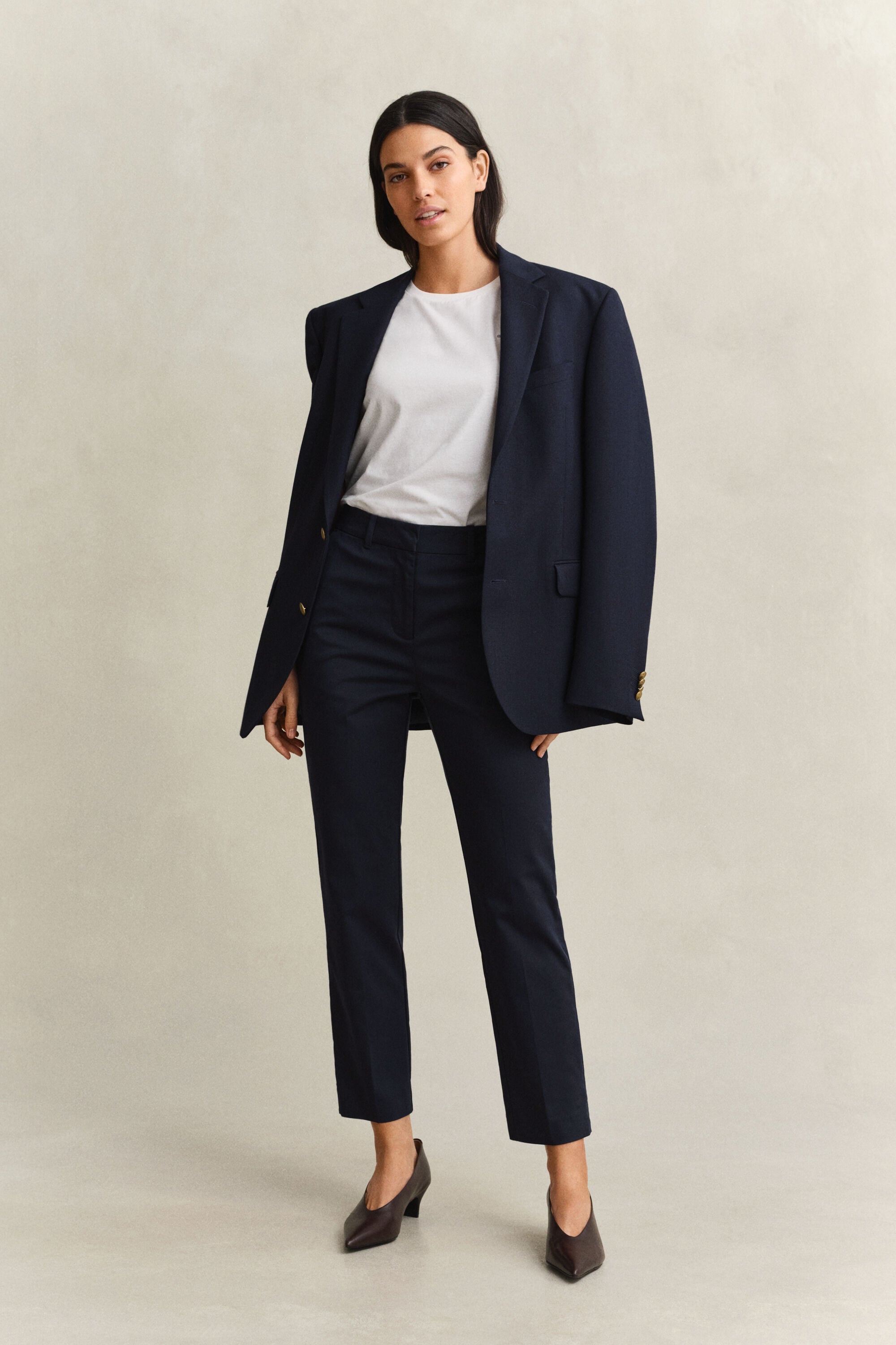 Slim fit ‑mitoitetut housut