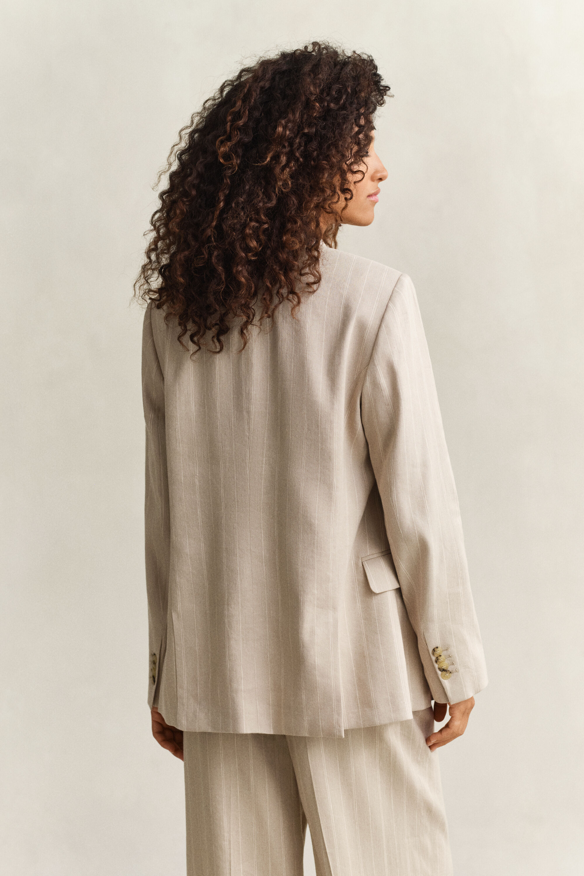 Liituraitableiseri pellavasekoitetta