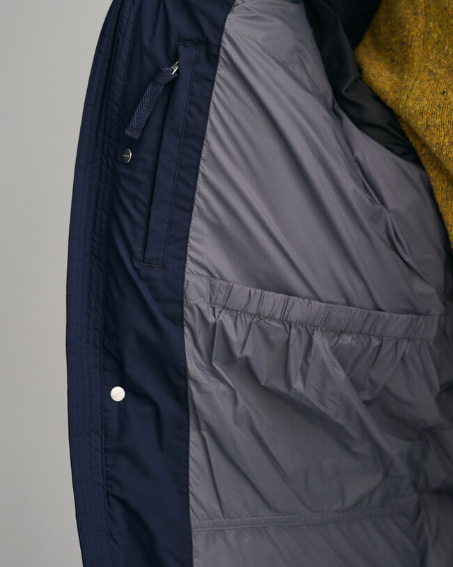 Pitkä Alta-untuvatakki