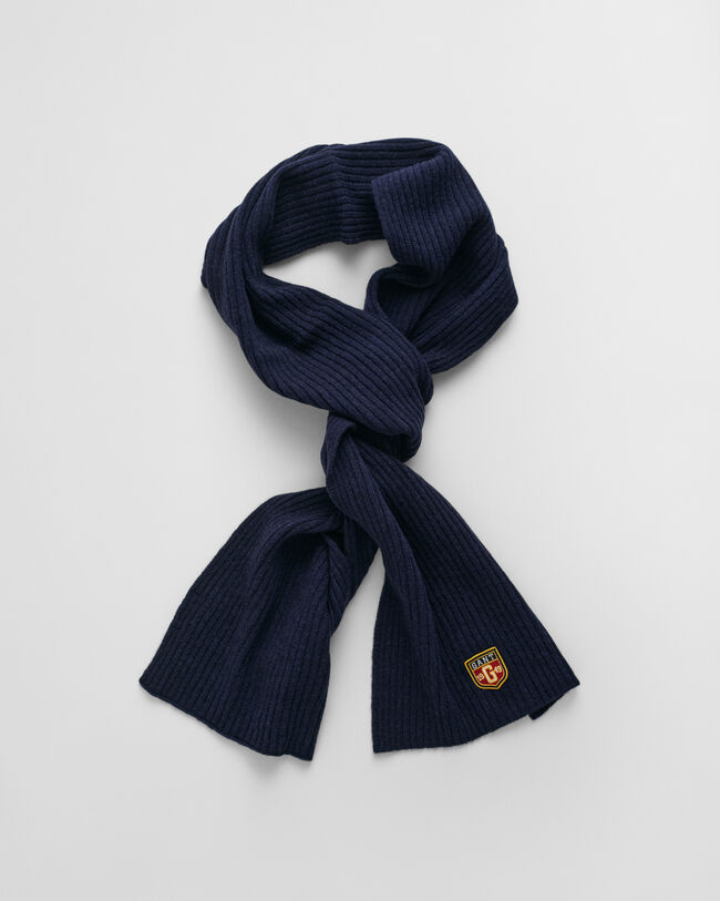 Badge-villapipo ja ‑kaulaliina lahjapakkauksessa