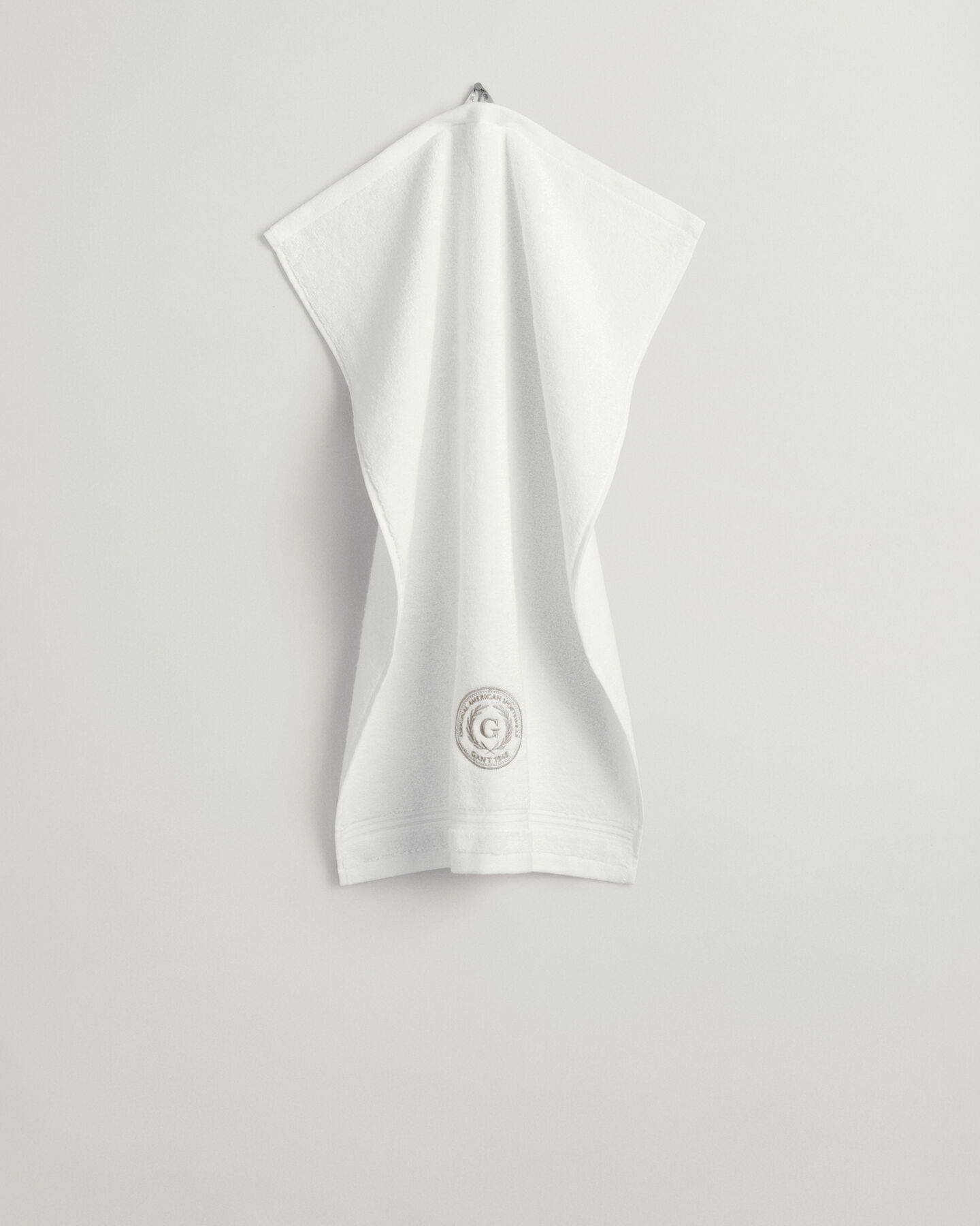 Crest‑pyyhe (50 cm x 70 cm)