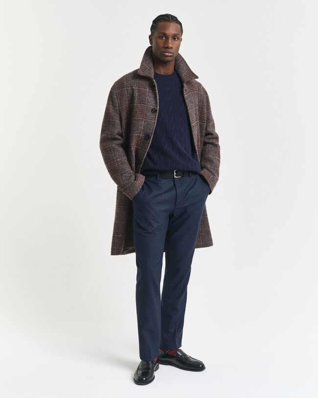 Lampaanvillainen palmikkoneule, pyöreä pääntie