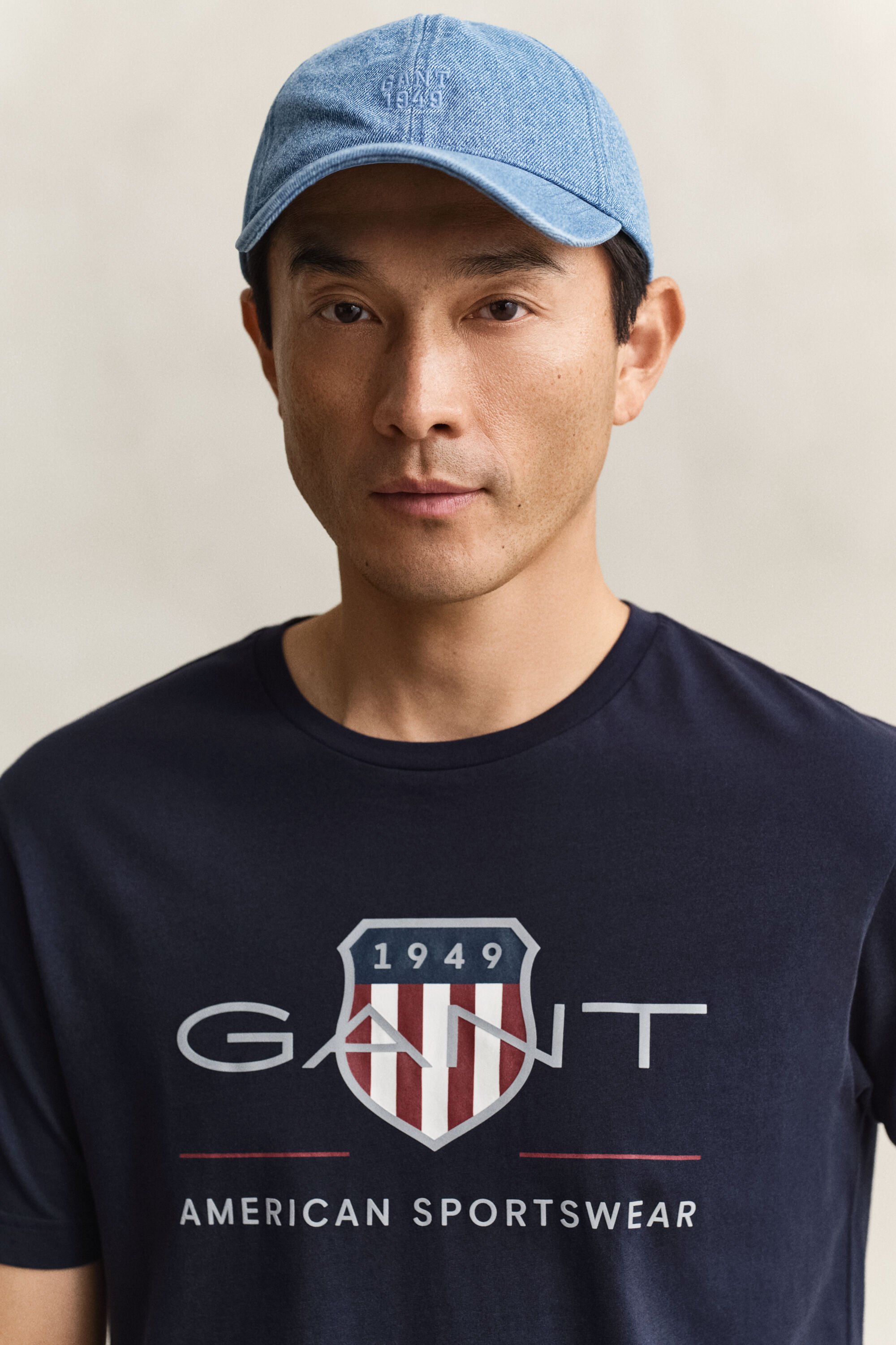 Archive Shield ‑t‑paita