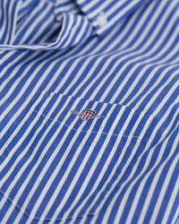 Teens-malliston raidallinen Shield-popliinipaita