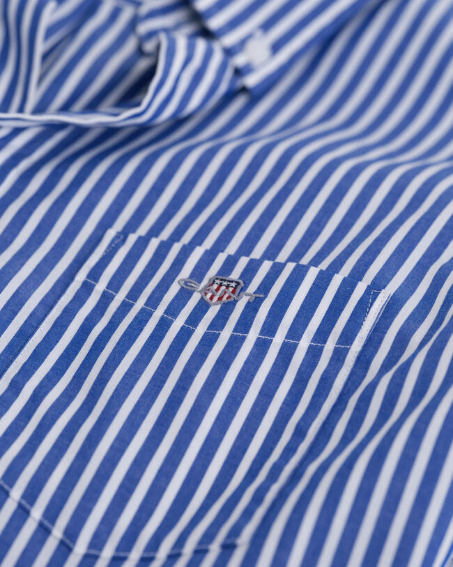 Teens-malliston raidallinen Shield-popliinipaita