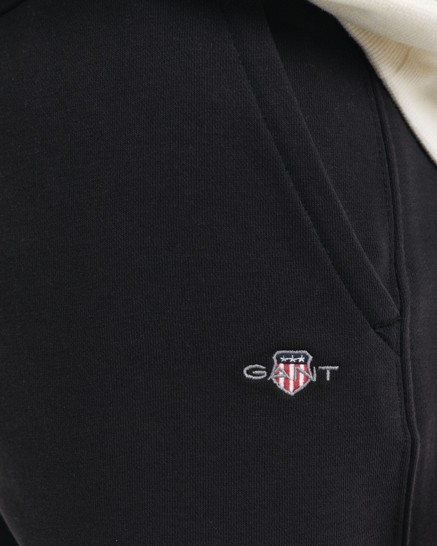 Shield-collegeshortsit