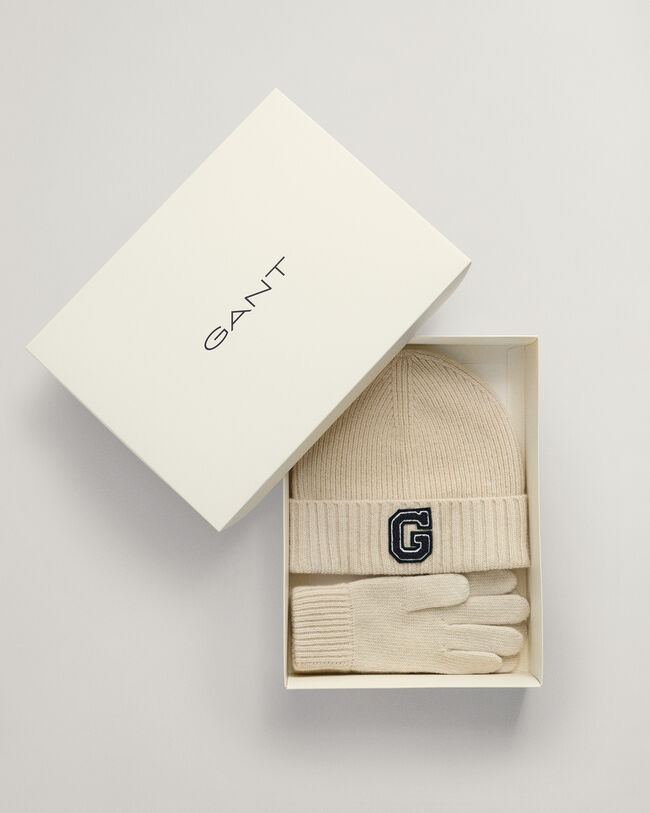 G‑pipo ja ‑käsineet lahjapakkauksessa