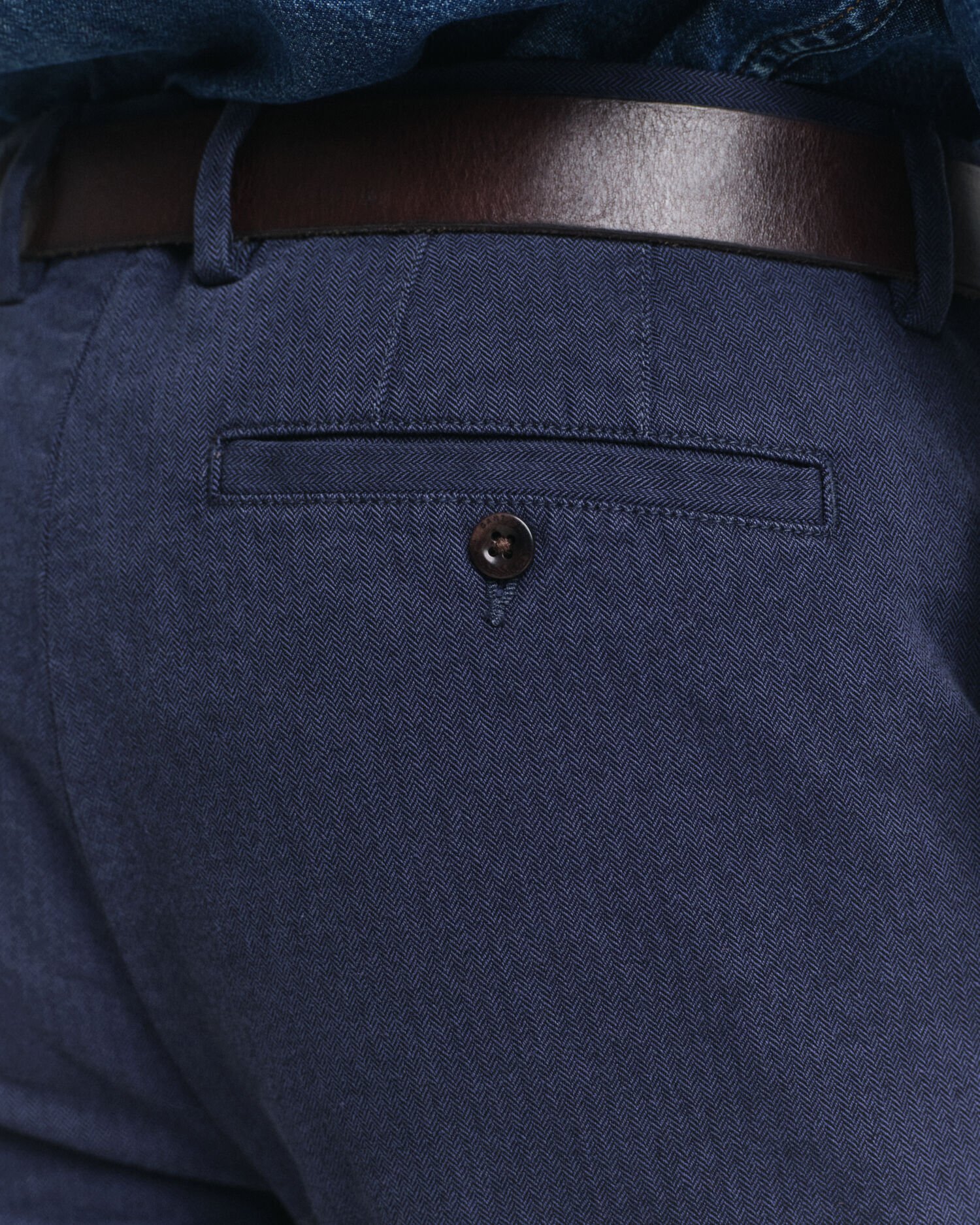 Slim fit ‑mitoitetut kalanruotokuvioiset puuvillahousut