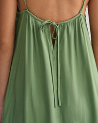 Spagettiolkaiminen maksimekko