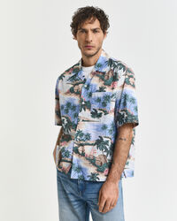 Relaxed fit ‑mitoitettu Island-printtipaita