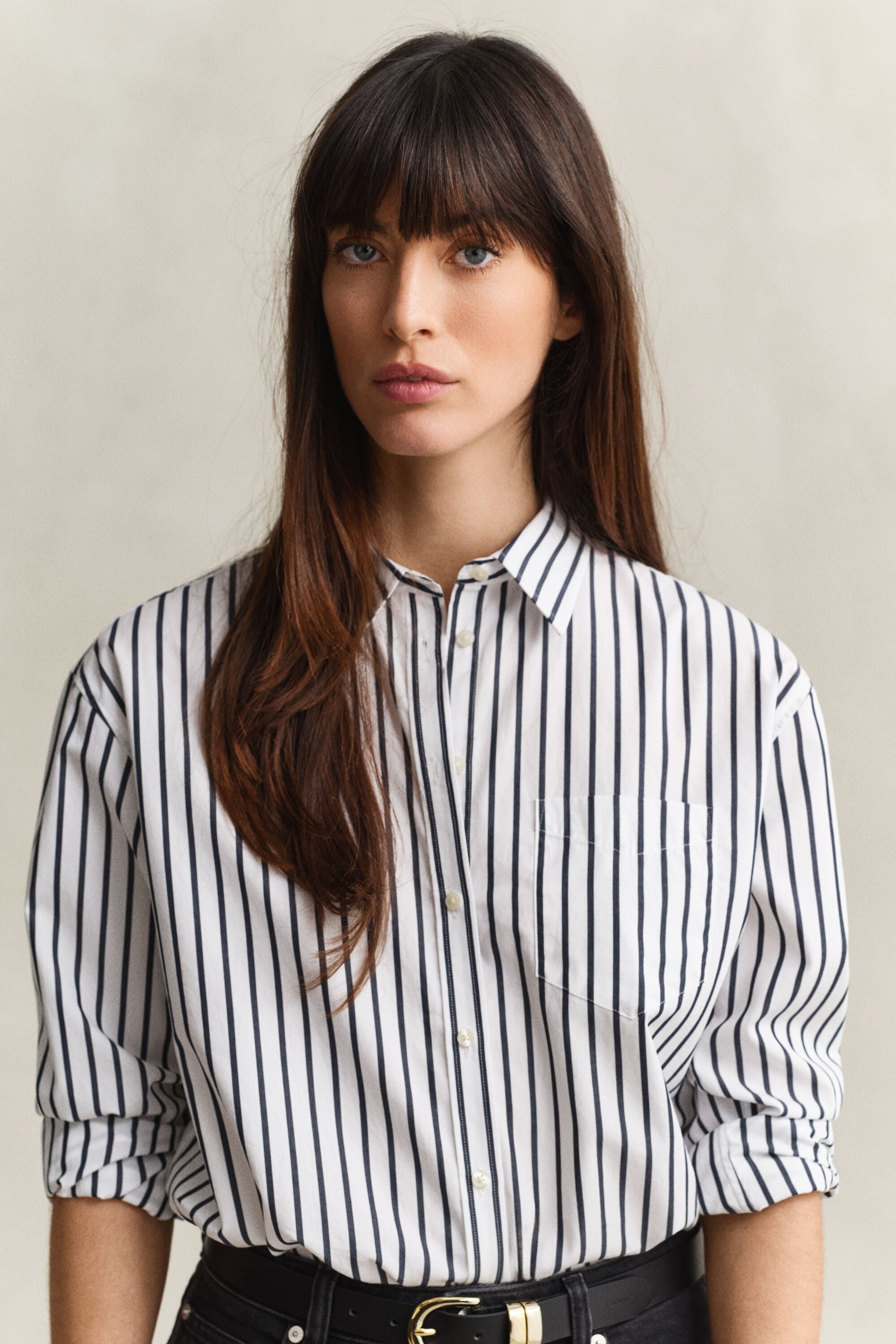 Relaxed fit ‑mitoitettu klassinen popliiniraitapaita