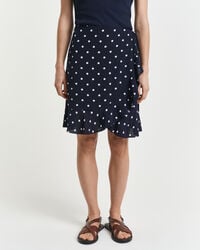 Pilkullinen röyhelöhame