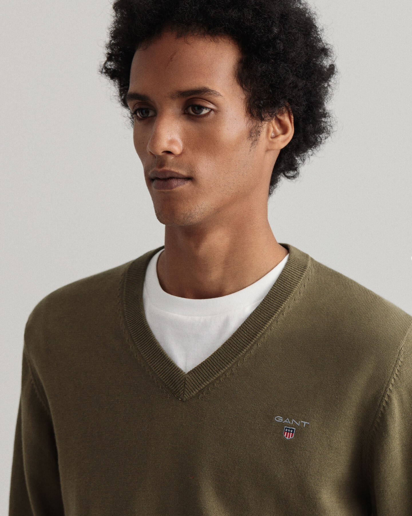 Classic-puuvillaneulepusero, v-p&auml;&auml;ntie