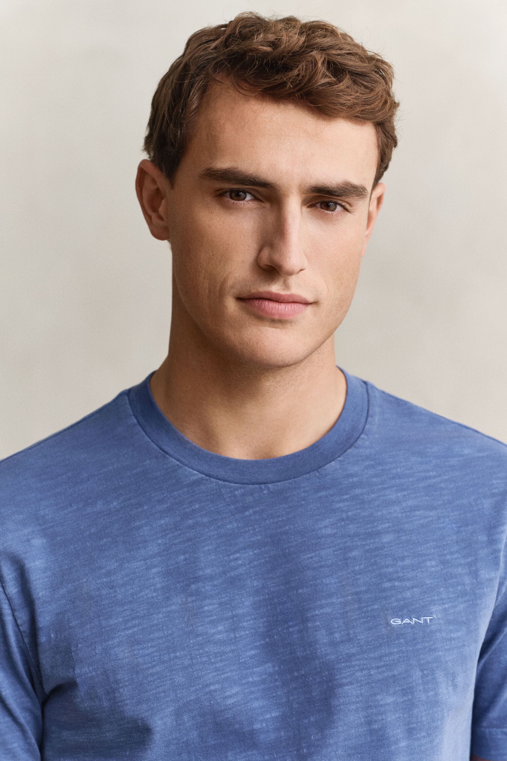 Pesukäsitelty t‑paita