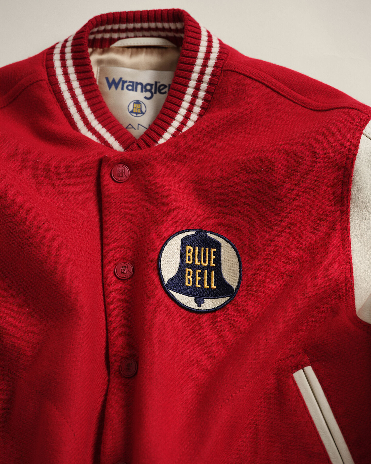 Wrangler x GANT ‑malliston Varsity Jacket ‑takki