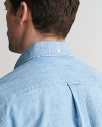 Regular fit ‑mitoitettu indigonsininen chambray-paita