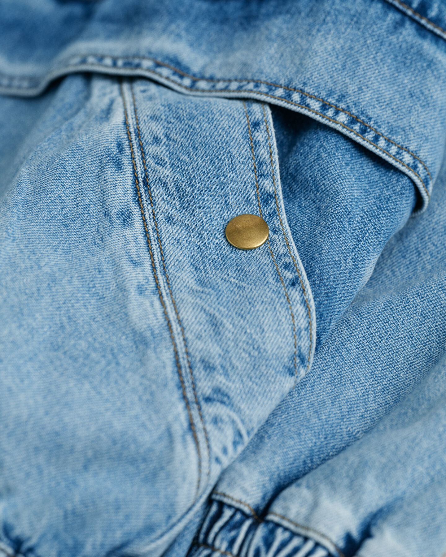 Relaxed Fit Denim Jacket