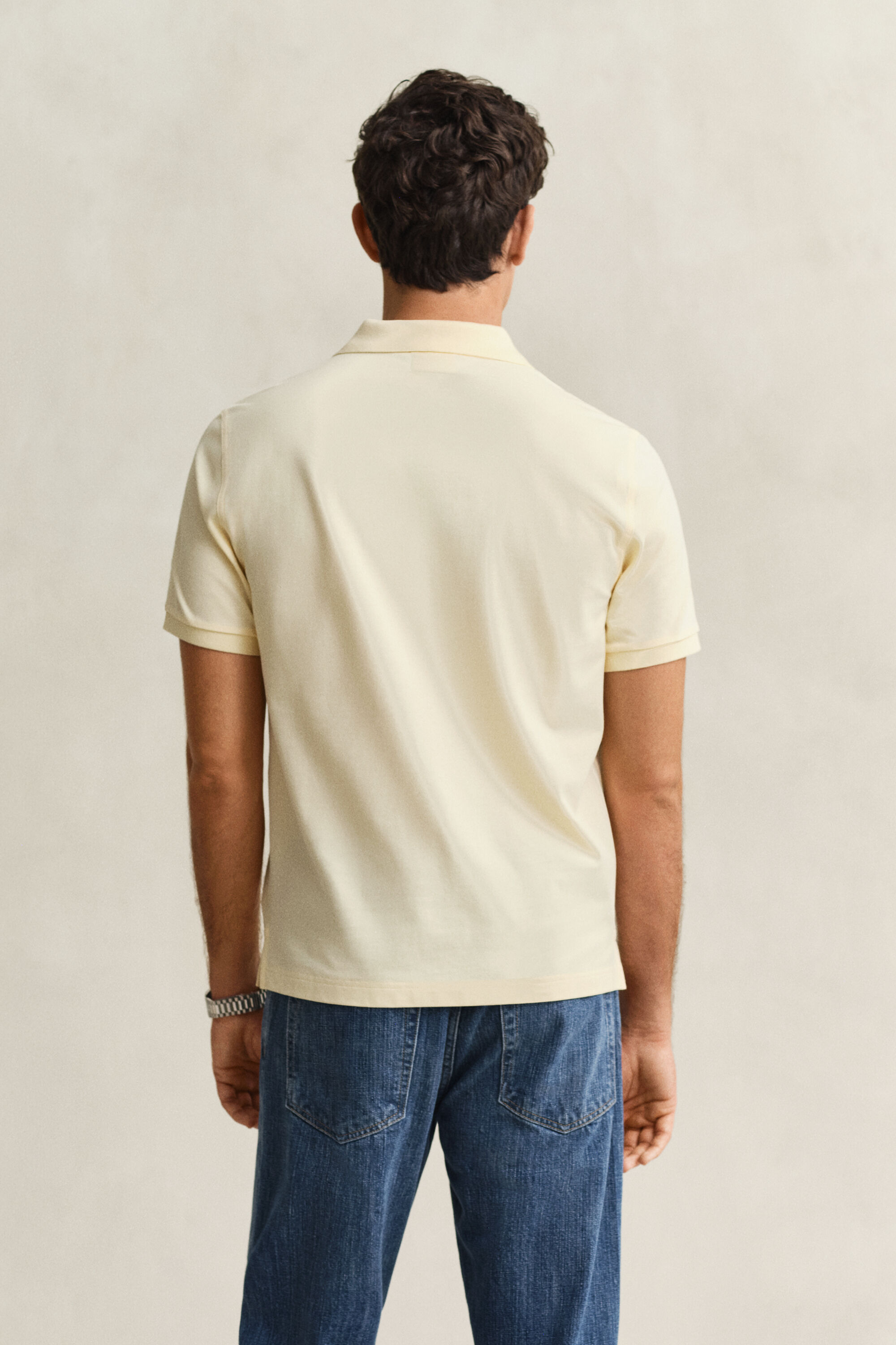 Regular fit ‑mitoitettu pikeepaita